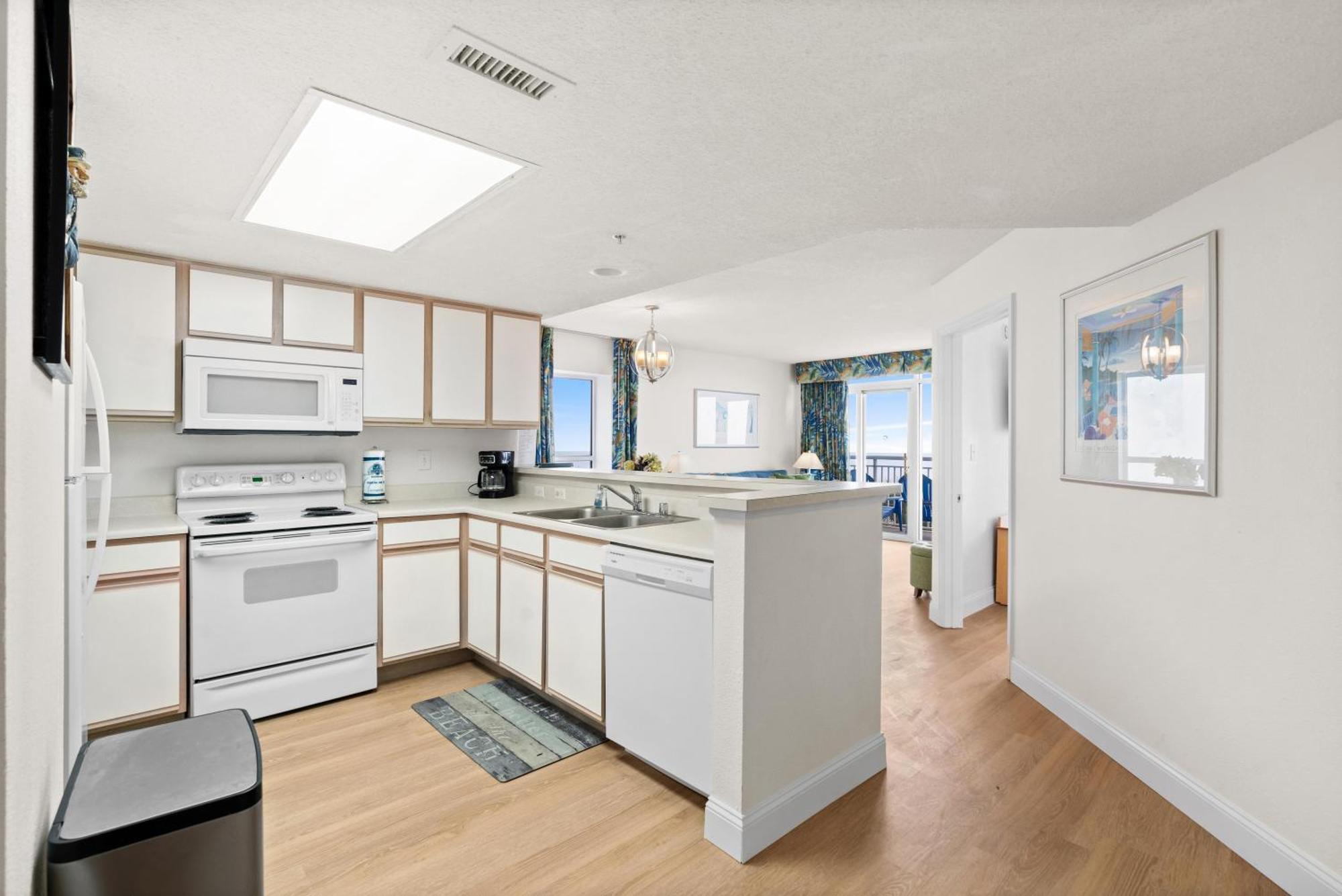 Bay Watch Resort N 302-Oceanfront-Crescent Beach Миртъл Бийч Екстериор снимка